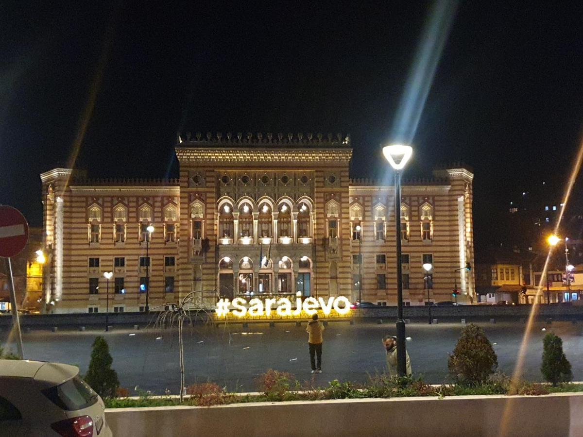 Vijecnica Tuzlaks Apartments Sarajevo Buitenkant foto